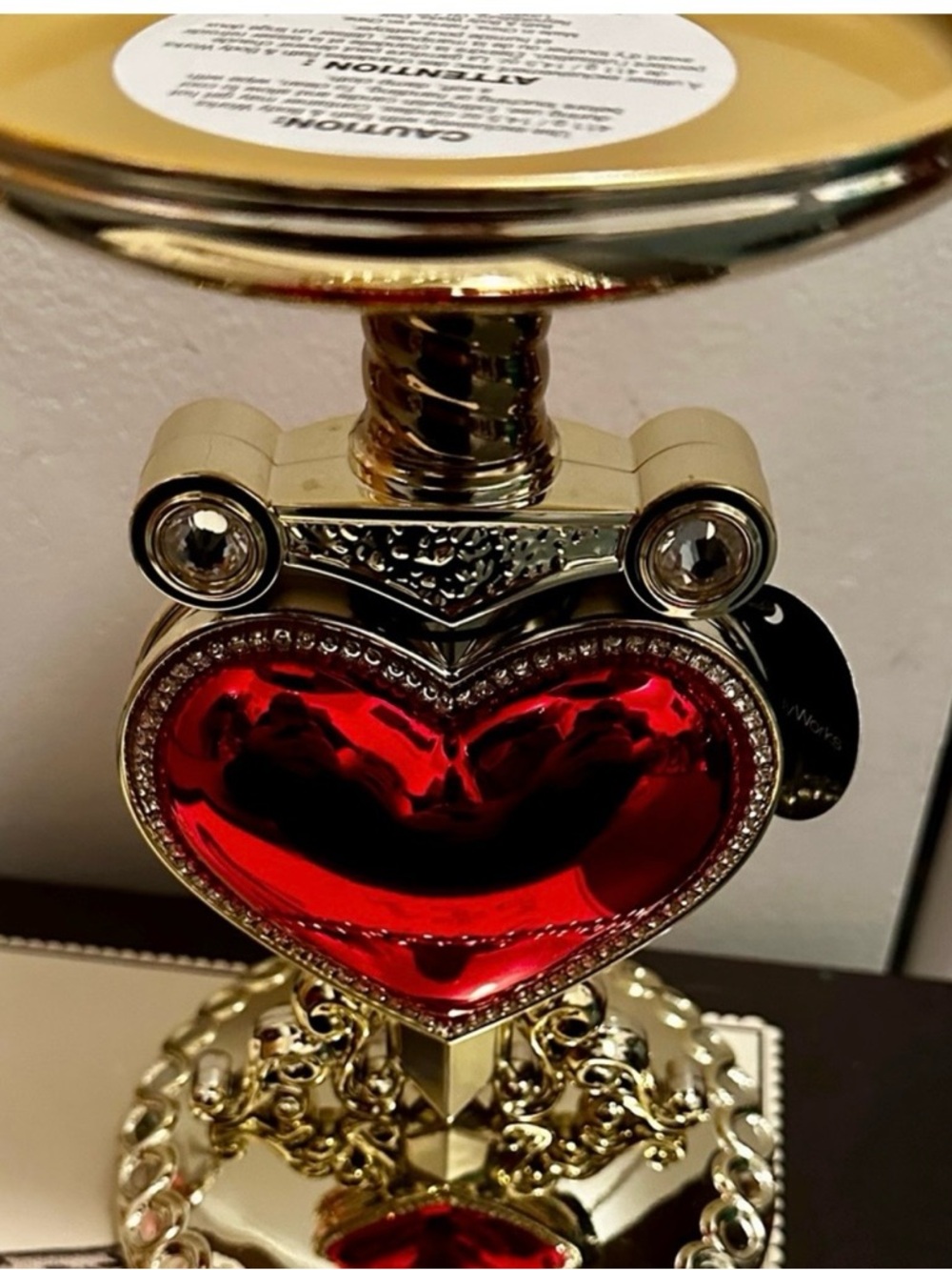 Disney Evil Queen Pierced Heart Pedestal 3-Wick Candle Holder & Wallflower Plug - Picture 3 of 4